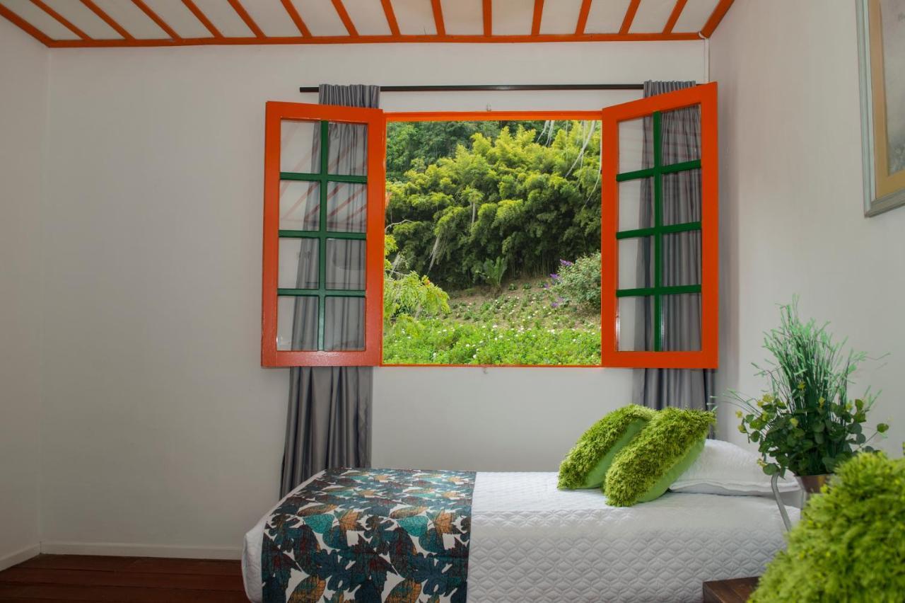 Hacienda Charrascal Coffe Farm Apartment Manizales Bagian luar foto