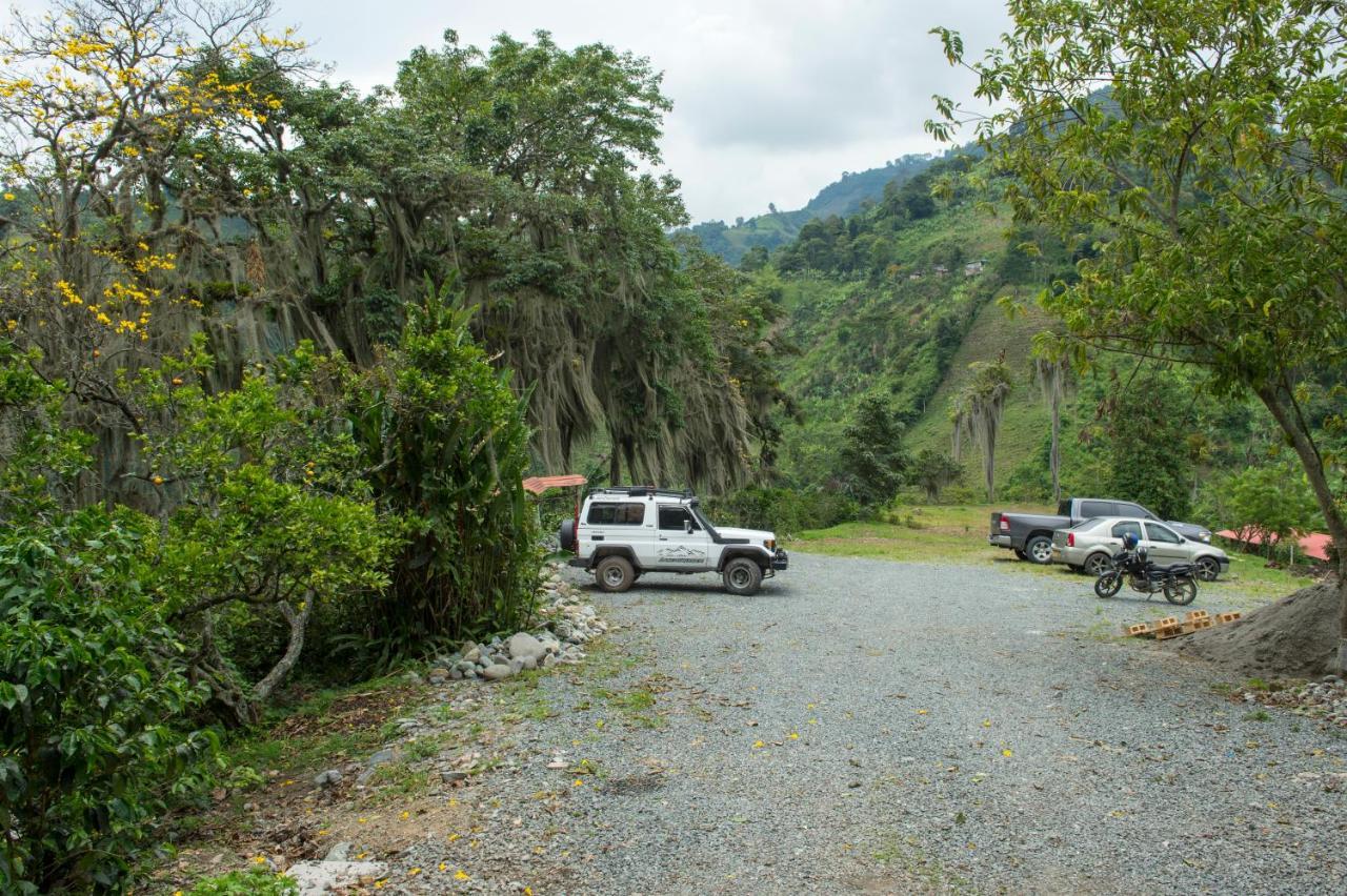 Hacienda Charrascal Coffe Farm Apartment Manizales Bagian luar foto